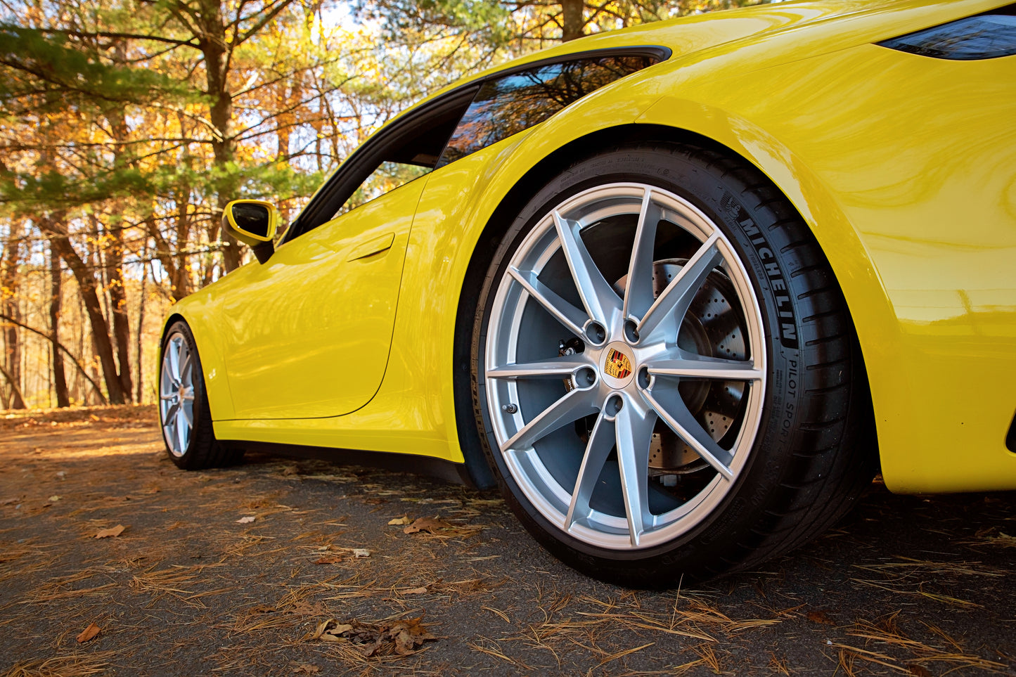 2022 Porsche 911 992 Carrera 4S Sport Premium Package Racing Yellow